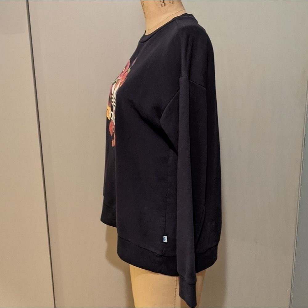SOLD Adidas Sweatshirt - Picture 5 of 7